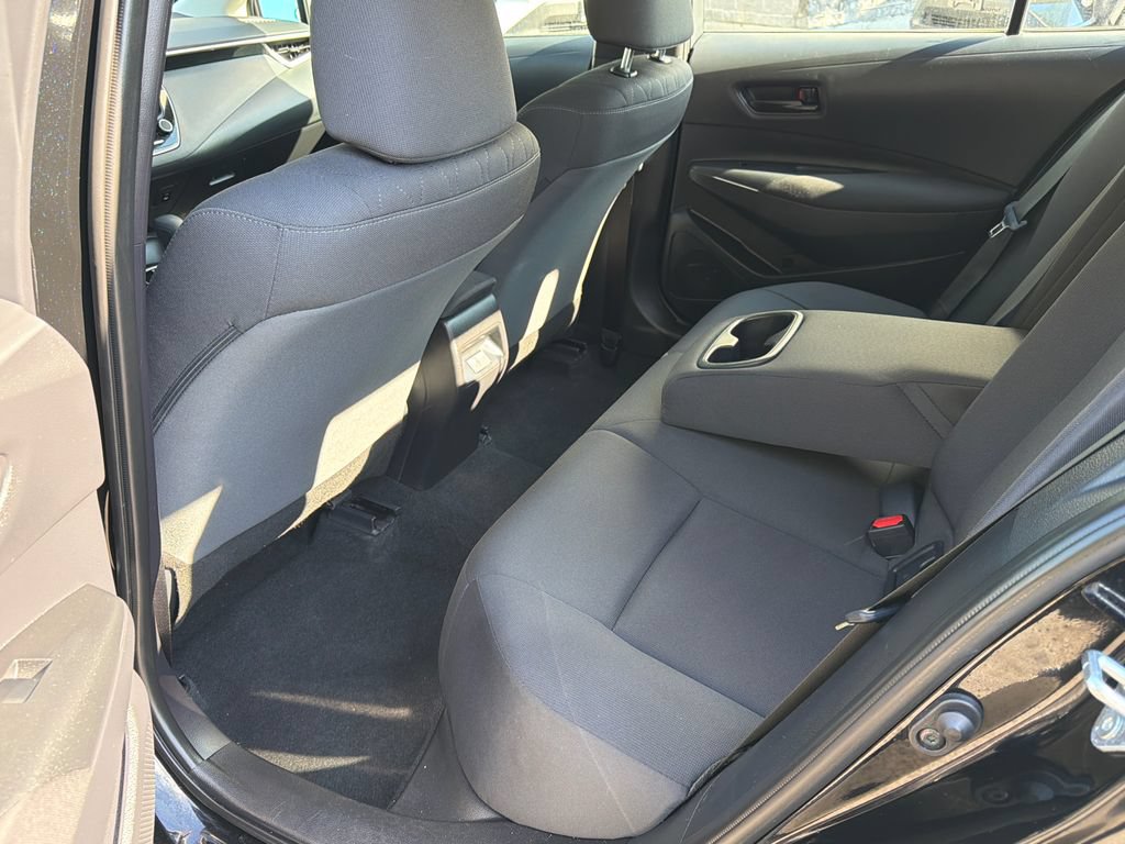 Used 2026 Toyota Corolla LE FWD image 17