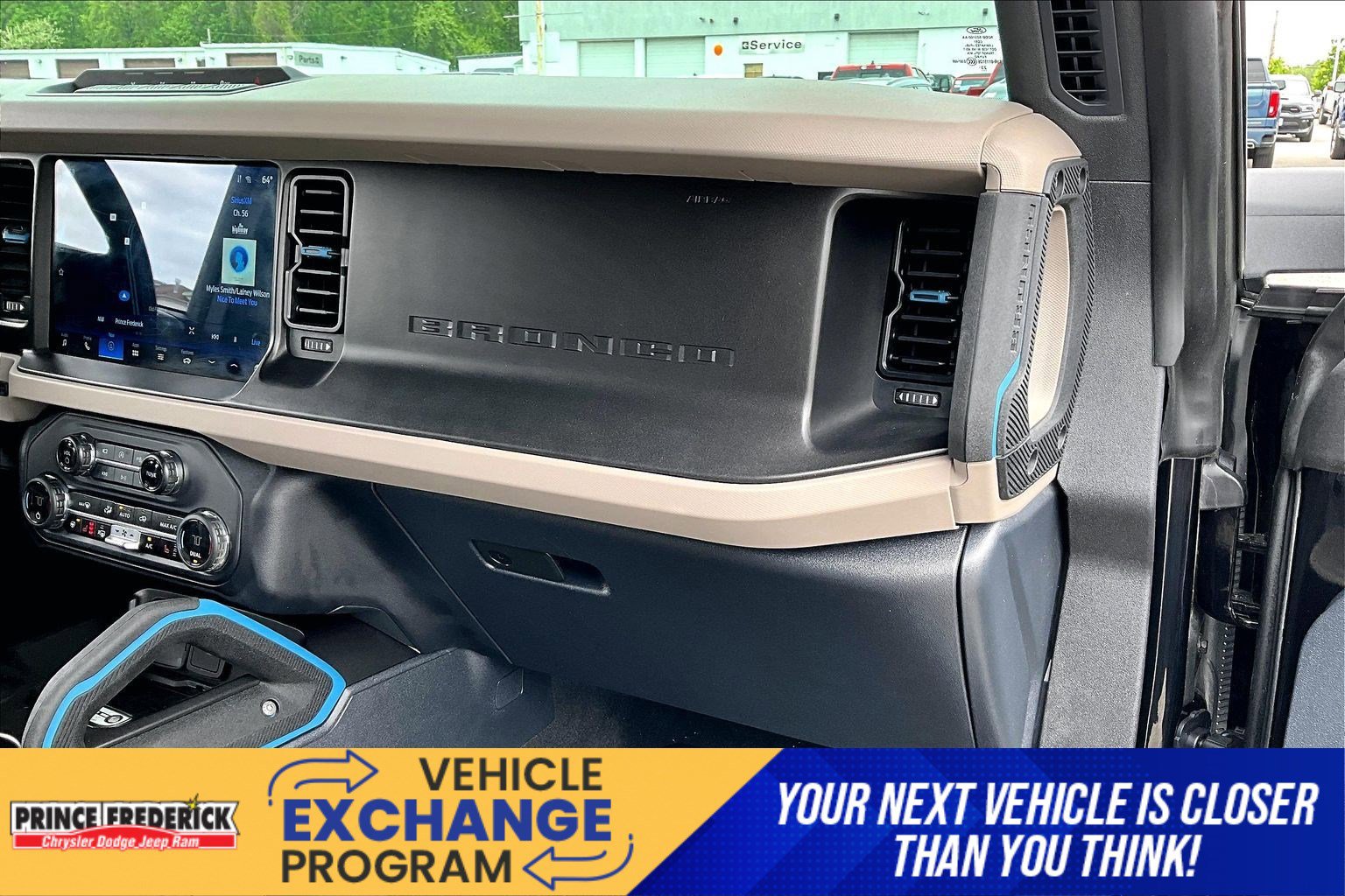 Used 2023 Ford Bronco Wildtrak AWD/4WD image 13