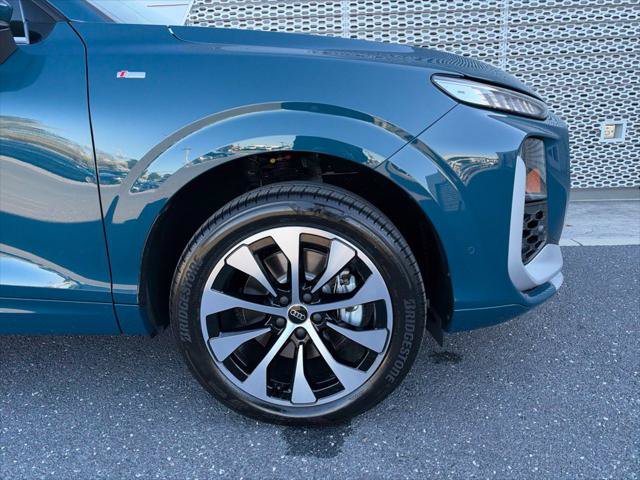 New 2026 Audi Q3 quattro 2.0T AWD/4WD image 4