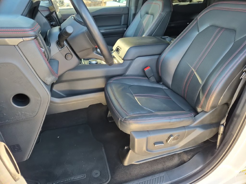 Used 2023 Ford Expedition Max Limited AWD/4WD image 23