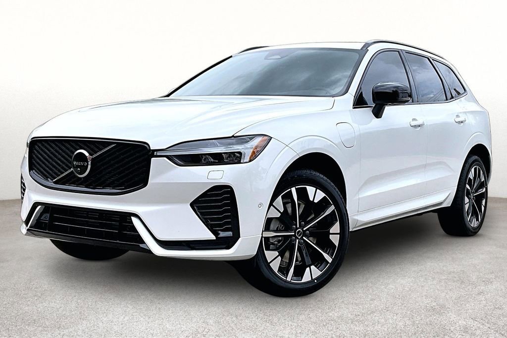 New 2026 Volvo XC60 T8 Plus w/ Protection Package Premier AWD/4WD image 2