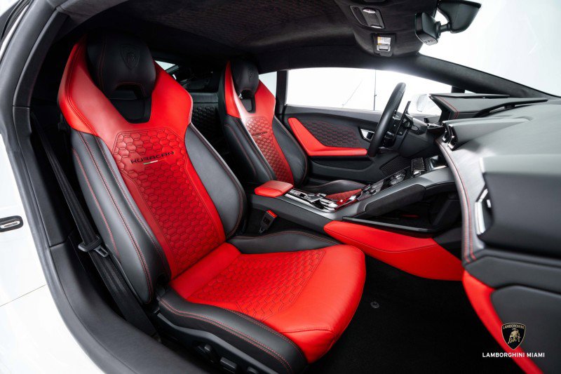 Used 2019 Lamborghini Huracan LP 580-2 image 37