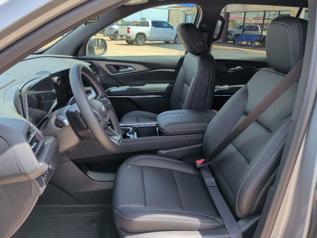 New 2026 Chevrolet Traverse LT FWD image 12