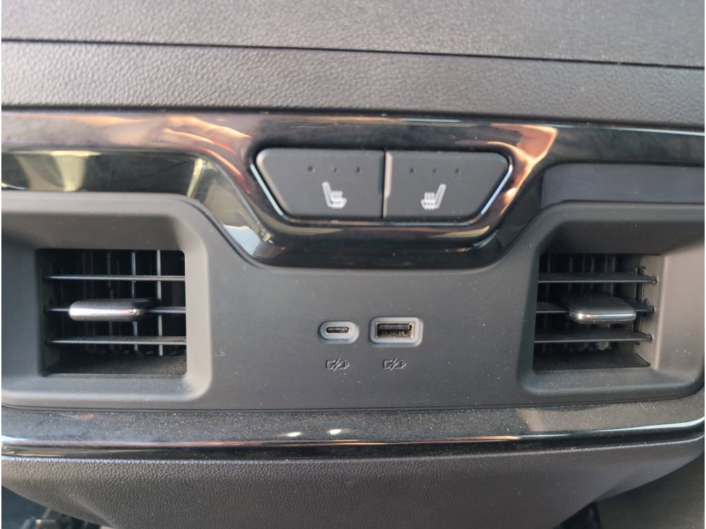 Used 2024 Chevrolet Silverado 1500 ZR2 w/ Technology Package image 37