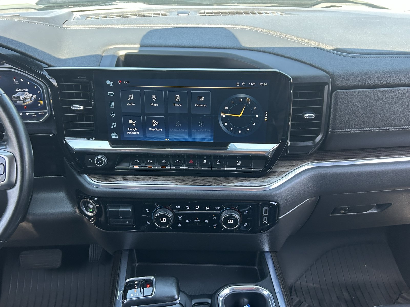 Certified 2024 Chevrolet Silverado 1500 LT Trail Boss w/ Convenience Package II AWD/4WD image 17