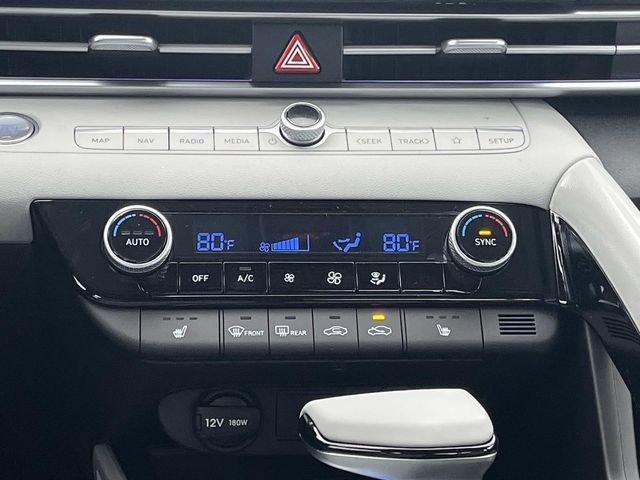 Used 2025 Hyundai Elantra Limited image 16