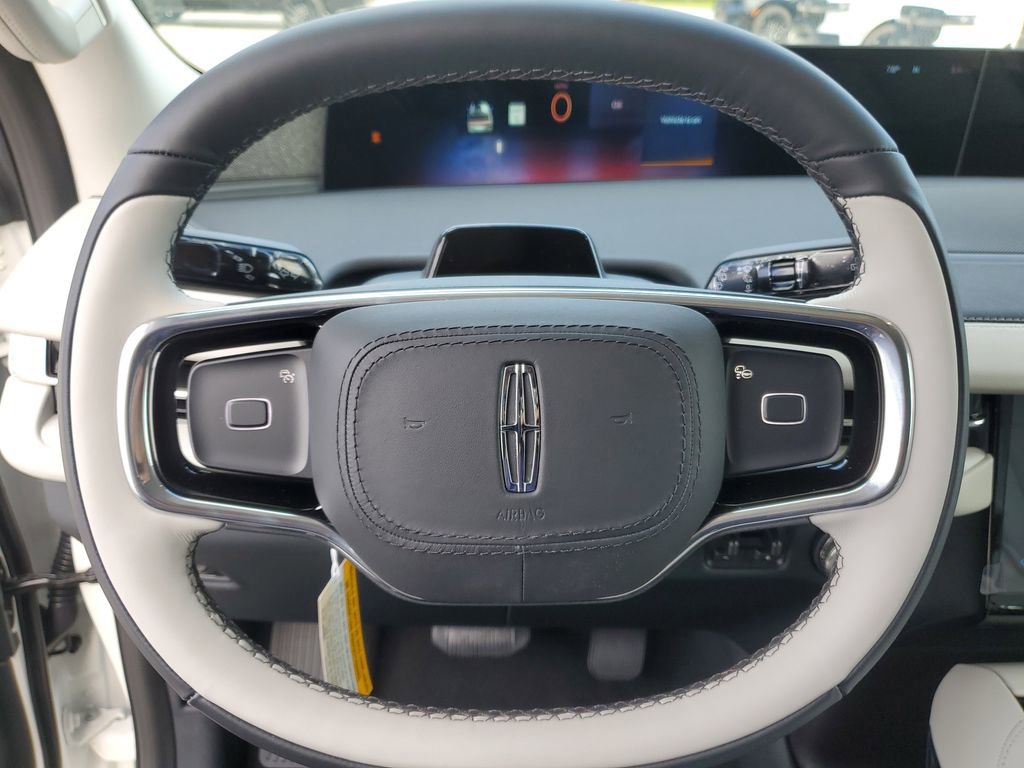 New 2025 Lincoln Navigator L Reserve image 25