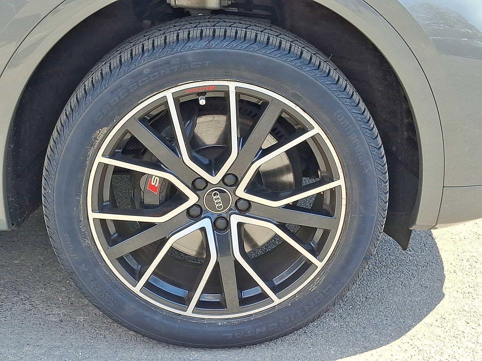 Used 2023 Audi SQ5 Premium Plus w/ Premium Plus Package image 27