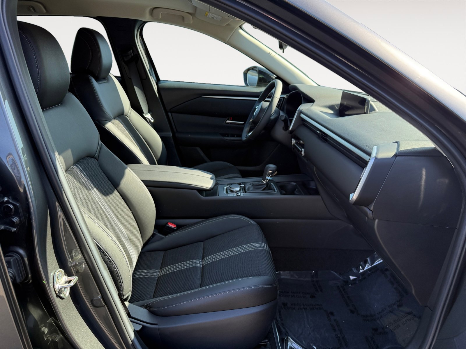 Certified 2025 MAZDA CX-50 AWD 2.5 S w/ Weather Package image 19