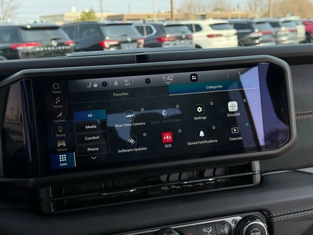 Used 2024 Jeep Gladiator Mojave w/ Convenience Group AWD/4WD image 22