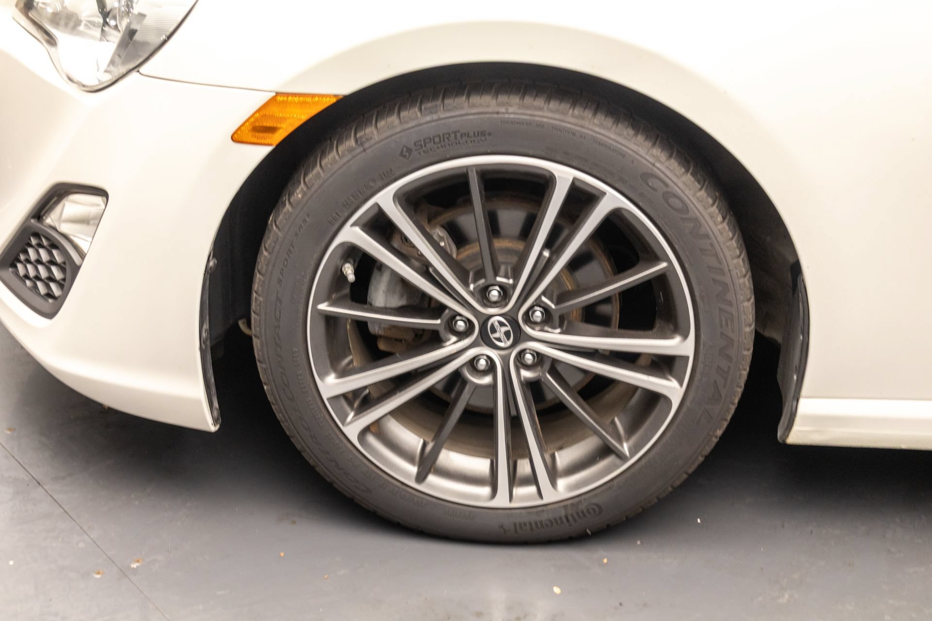 Used 2015 Scion FR-S RWD image 36