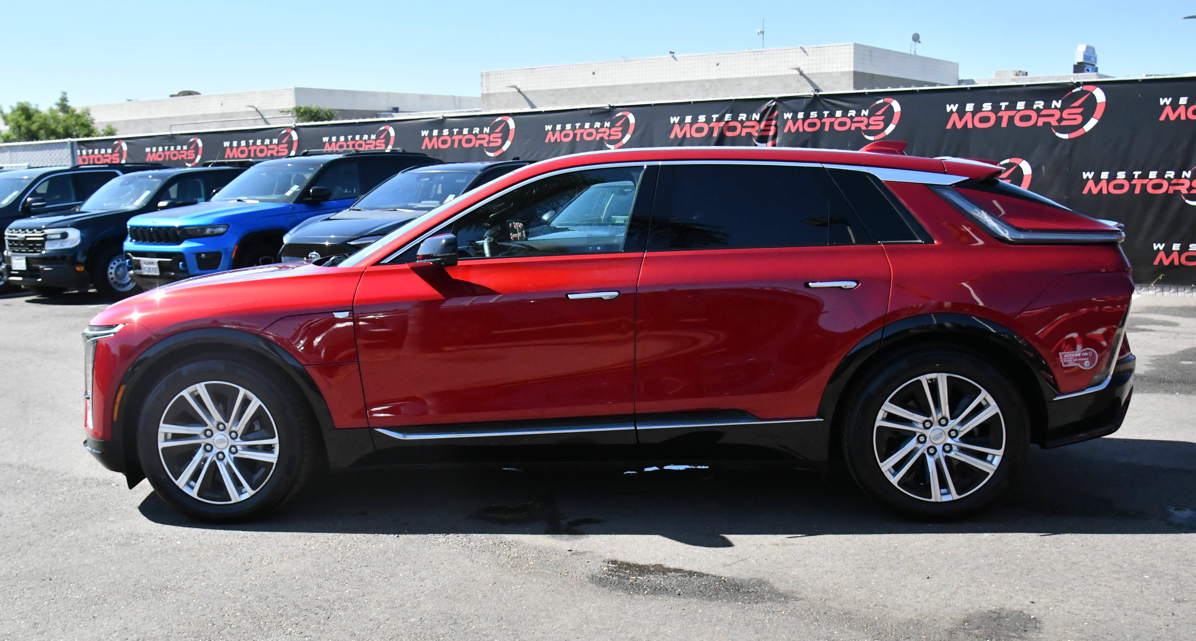 Used 2024 Cadillac Lyriq Tech w/ Driver Assist Package RWD image 4