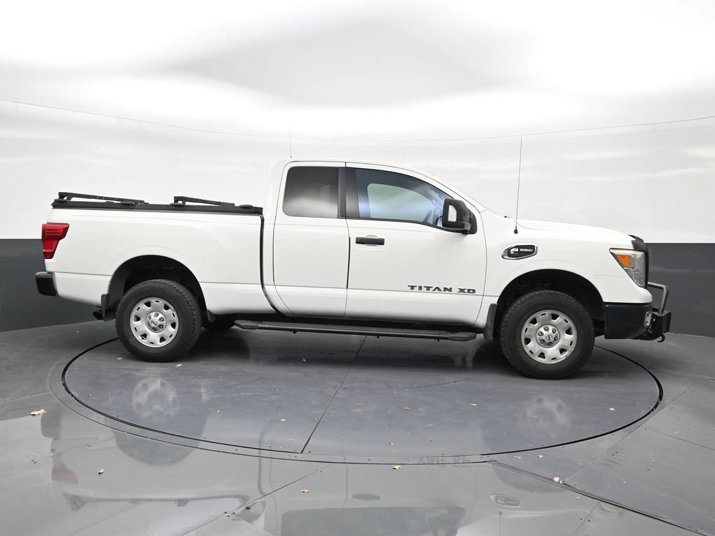 Used 2017 Nissan Titan S AWD/4WD image 6