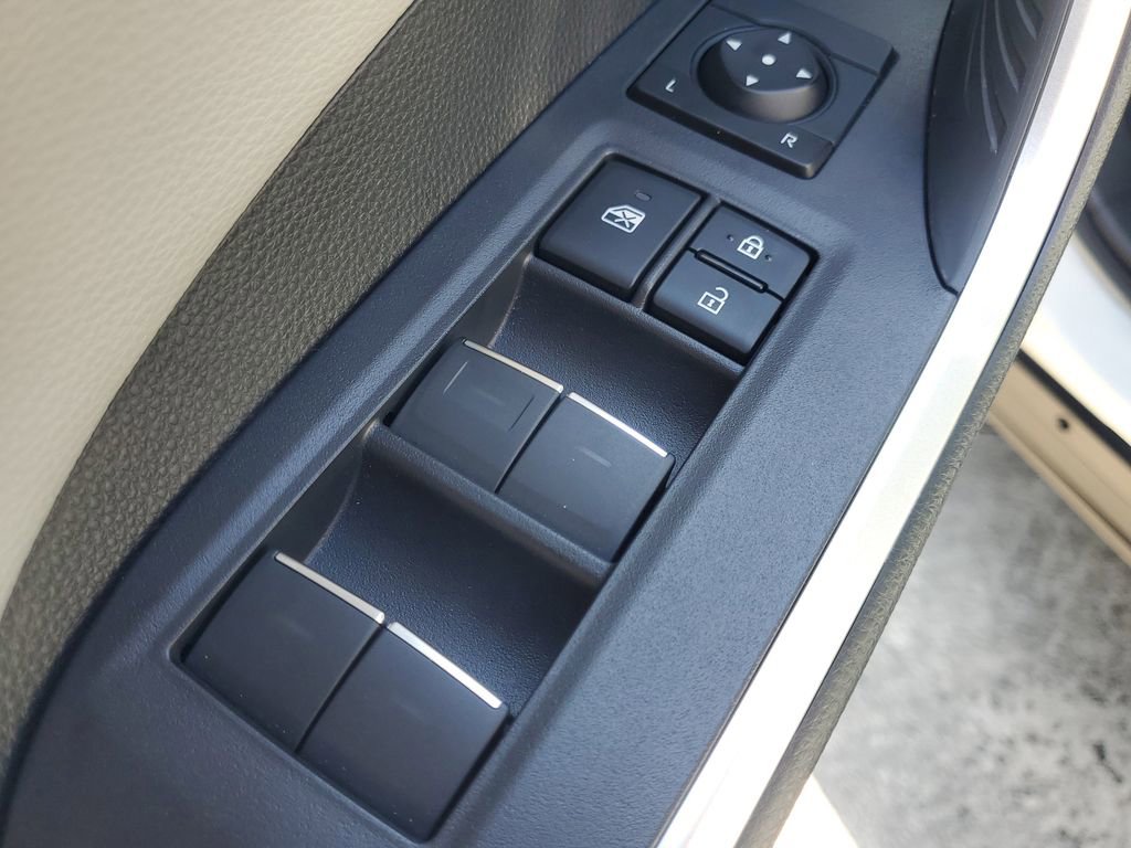 Certified 2025 Toyota RAV4 Limited image 21