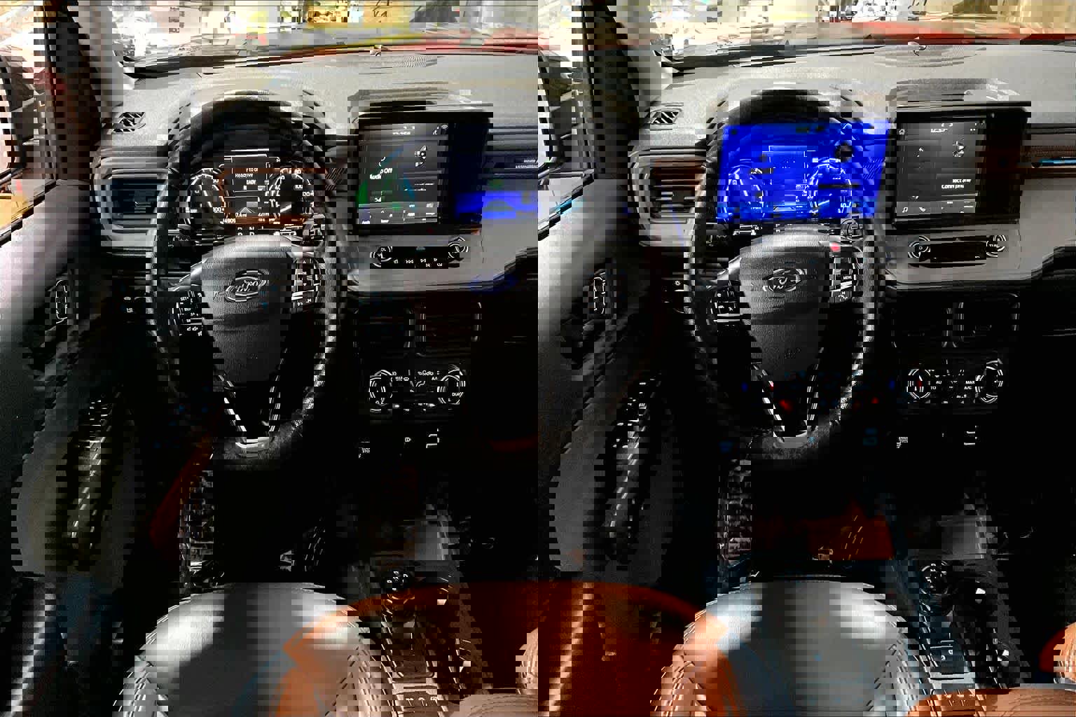 Used 2022 Ford Maverick Lariat w/ Lariat Luxury Package image 5