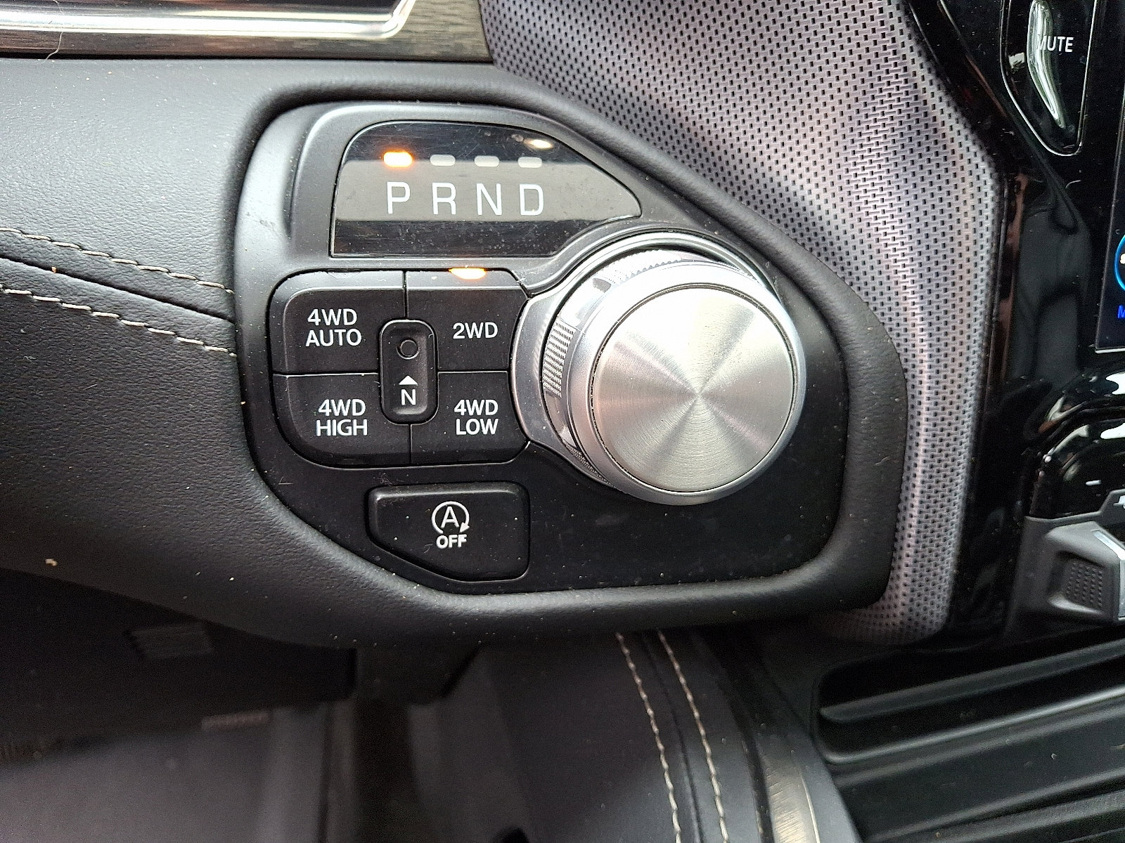 Certified 2021 RAM 1500 Limited image 17