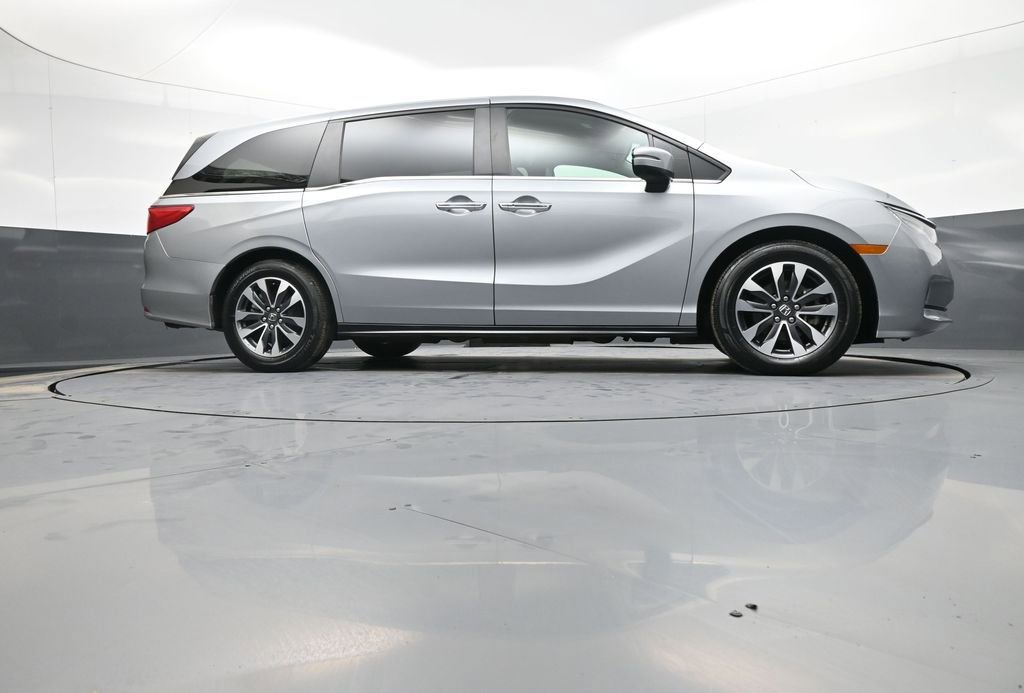 Certified 2024 Honda Odyssey EX-L image 32