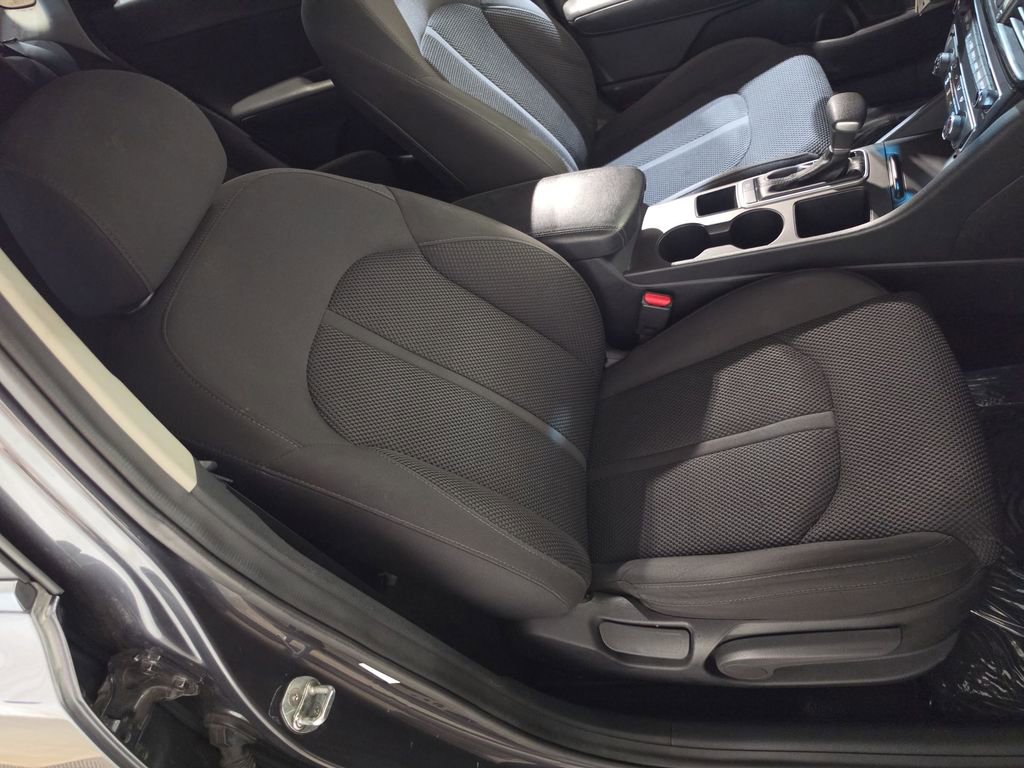 Used 2019 Kia Optima LX image 24