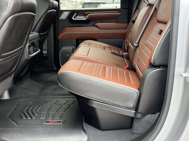 Used 2025 GMC Sierra 2500 Denali Ultimate w/ Max Trailering Package AWD/4WD image 16