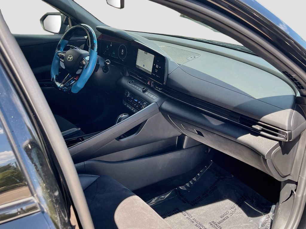 Used 2025 Hyundai Elantra N FWD image 30