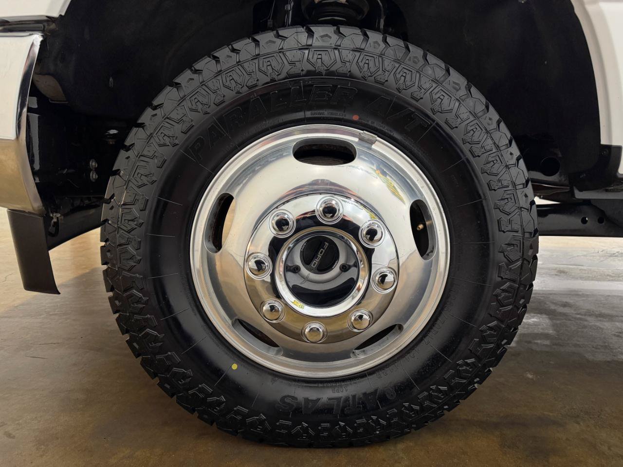 Used 2019 Ford F350 XLT w/ XLT Premium Package AWD/4WD image 62