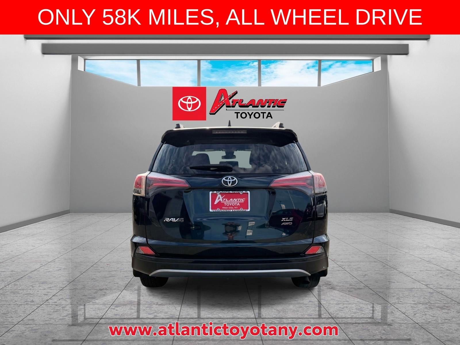 Used 2018 Toyota RAV4 XLE w/ Plus Extra Value Package AWD/4WD image 7