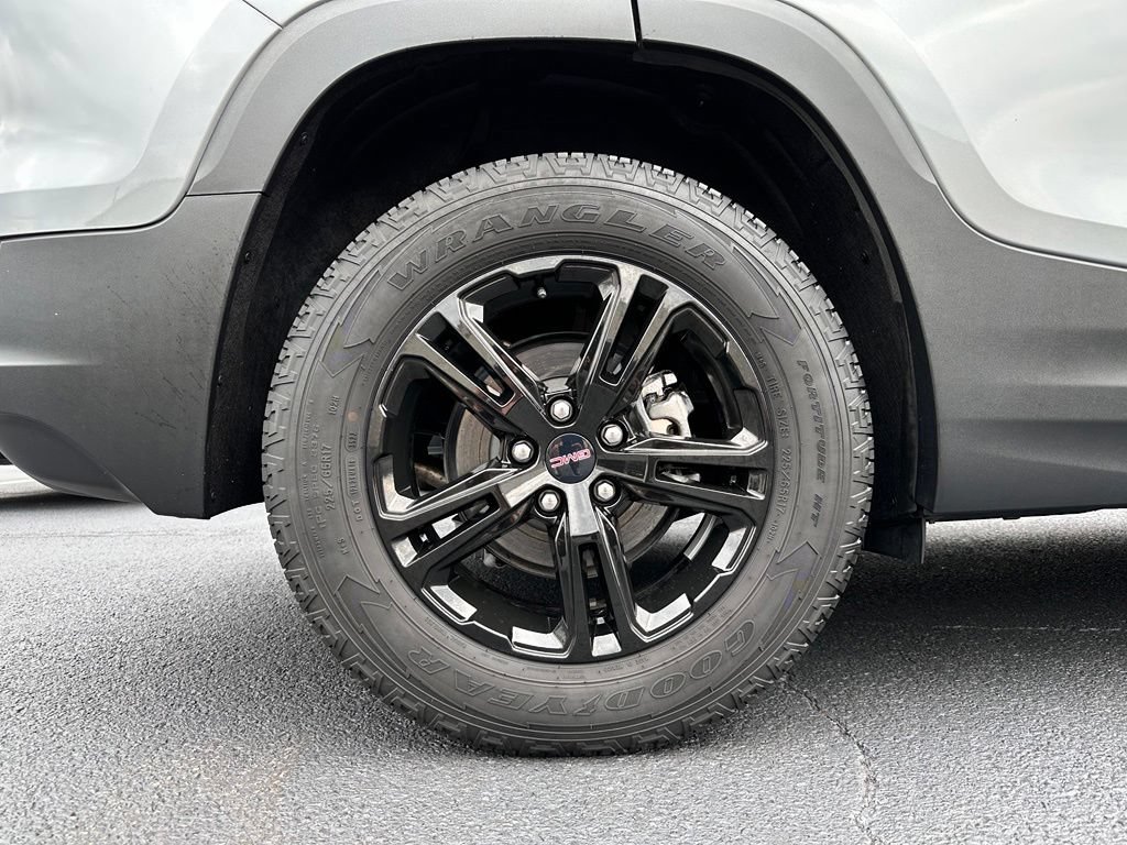 Certified 2023 GMC Terrain AT4 w/ Tech Package AWD/4WD image 48