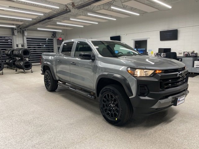 Certified 2024 Chevrolet Colorado Trail Boss w/ Advanced Trailering Package image 3