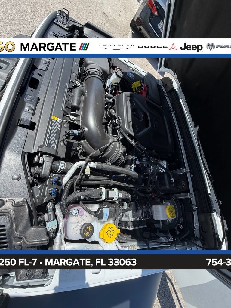 New 2026 Jeep Wrangler Unlimited Sahara AWD/4WD image 18