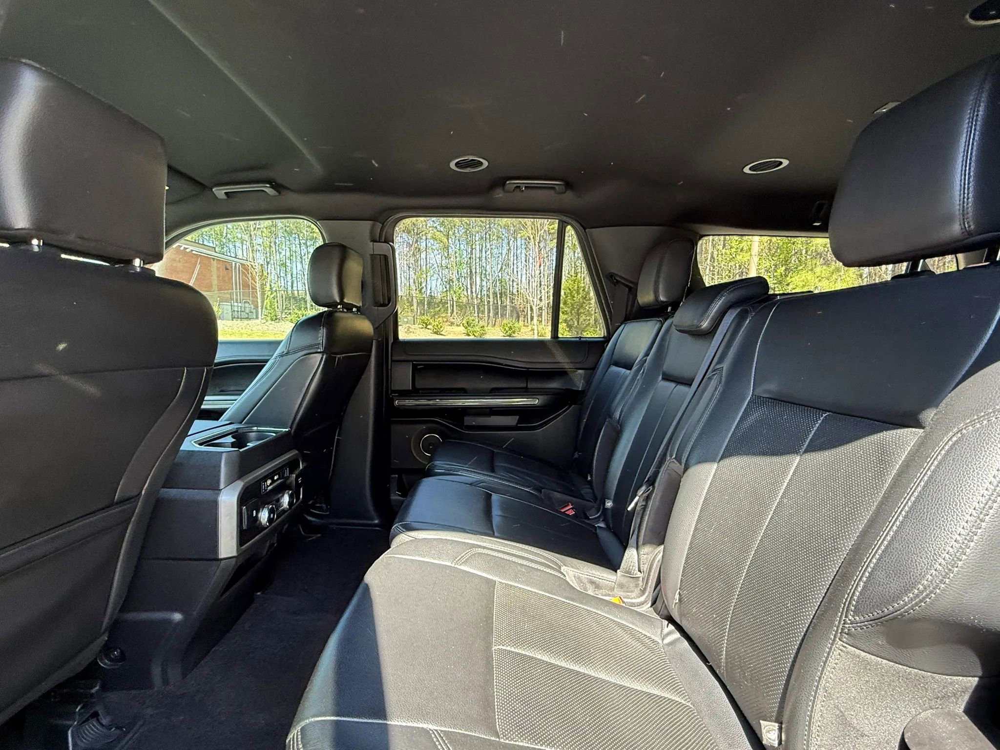 Used 2020 Ford Expedition Max XLT w/ Equipment Group 202A RWD image 17