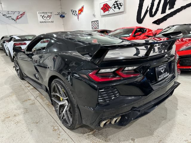 Used 2021 Chevrolet Corvette Stingray Preferred Cpe w/ Z51 Performance Package RWD image 3
