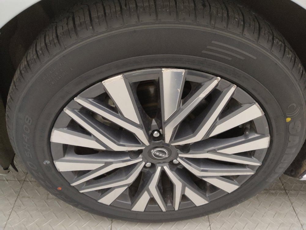 Used 2024 Nissan Altima 2.5 SV image 31