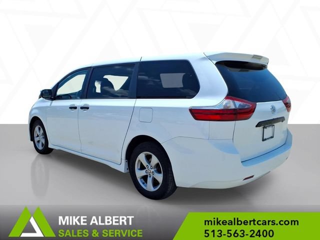 Used 2020 Toyota Sienna L FWD image 5