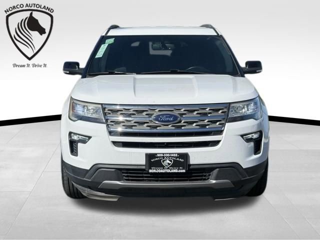Used 2018 Ford Explorer XLT w/ Equipment Group 201A image 2