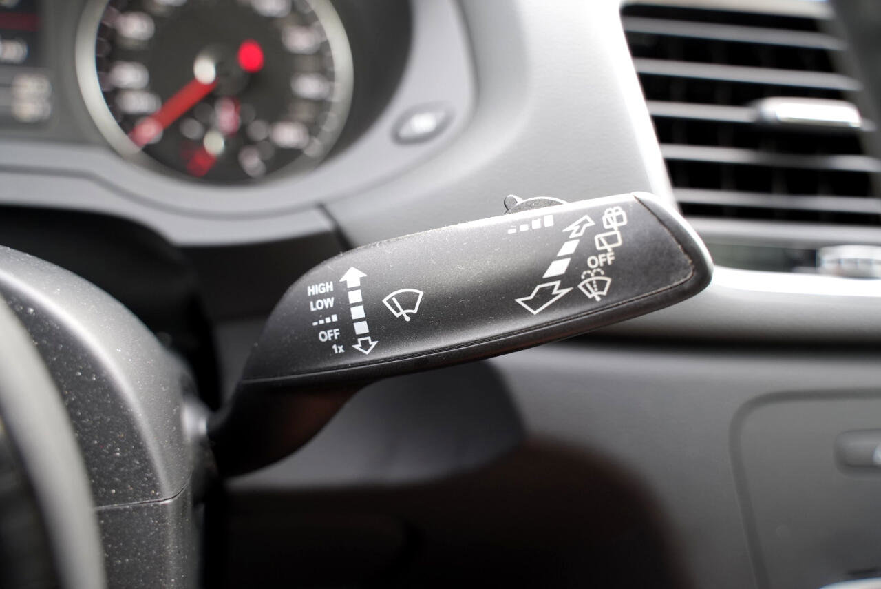 Used 2018 Audi Q3 2.0T Premium Plus image 36