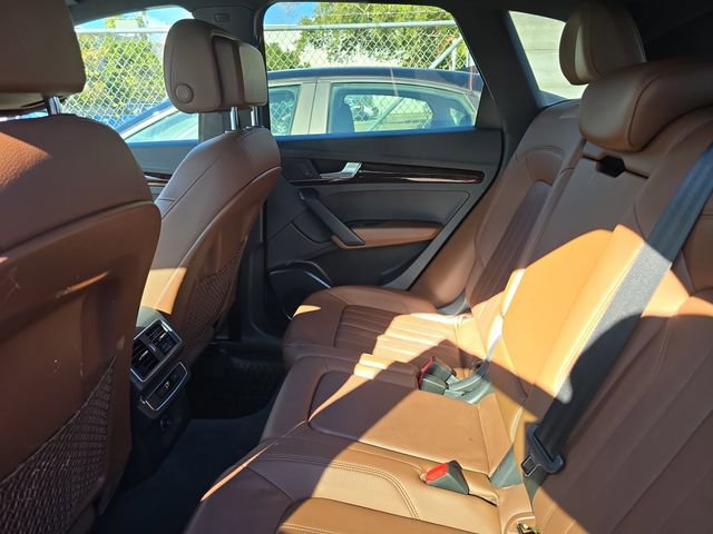 Used 2018 Audi Q5 2.0T Premium Plus w/ Premium Plus Package image 12