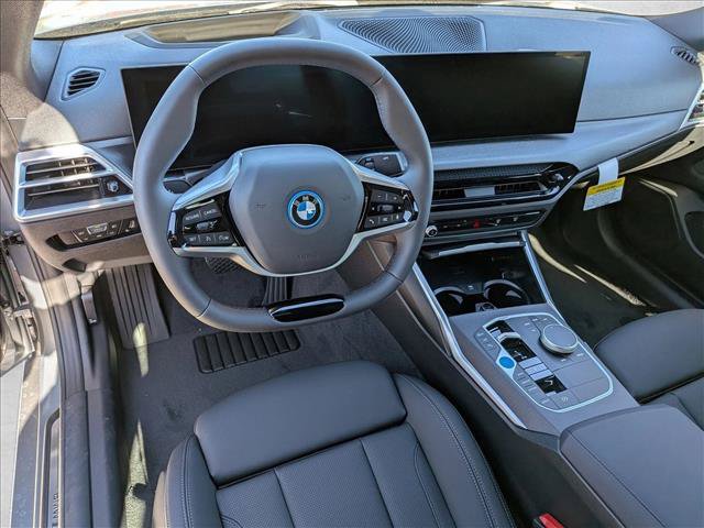 Used 2026 BMW i4 xDrive40i w/ Premium Package AWD/4WD image 3