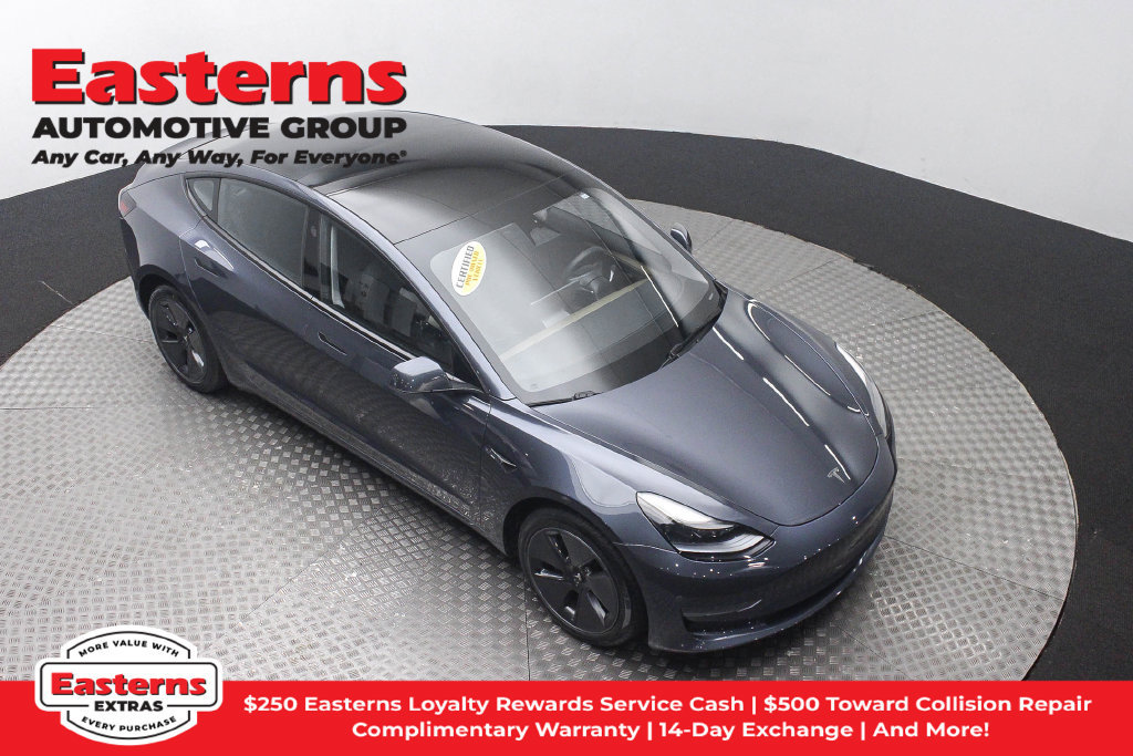 Used 2023 Tesla Model 3 Standard Range RWD image 4