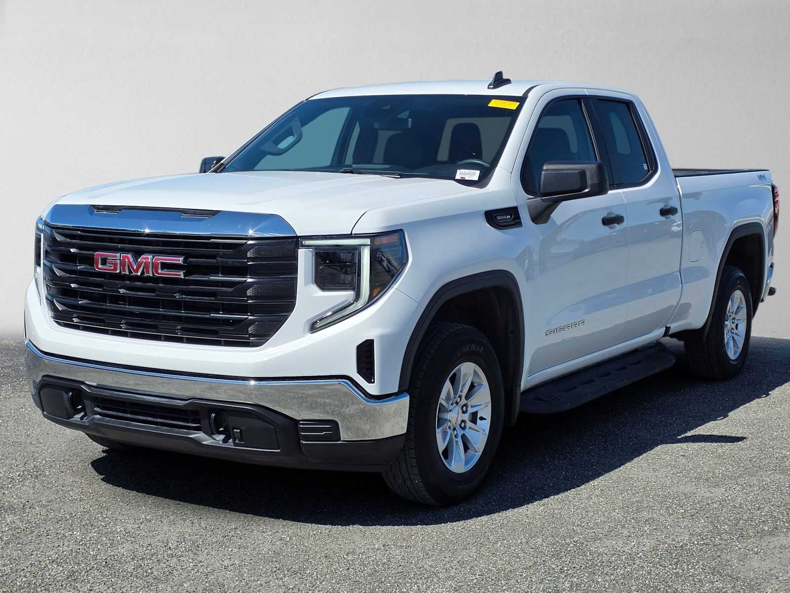 Certified 2025 GMC Sierra 1500 Pro w/ Pro Value Package AWD/4WD image 7