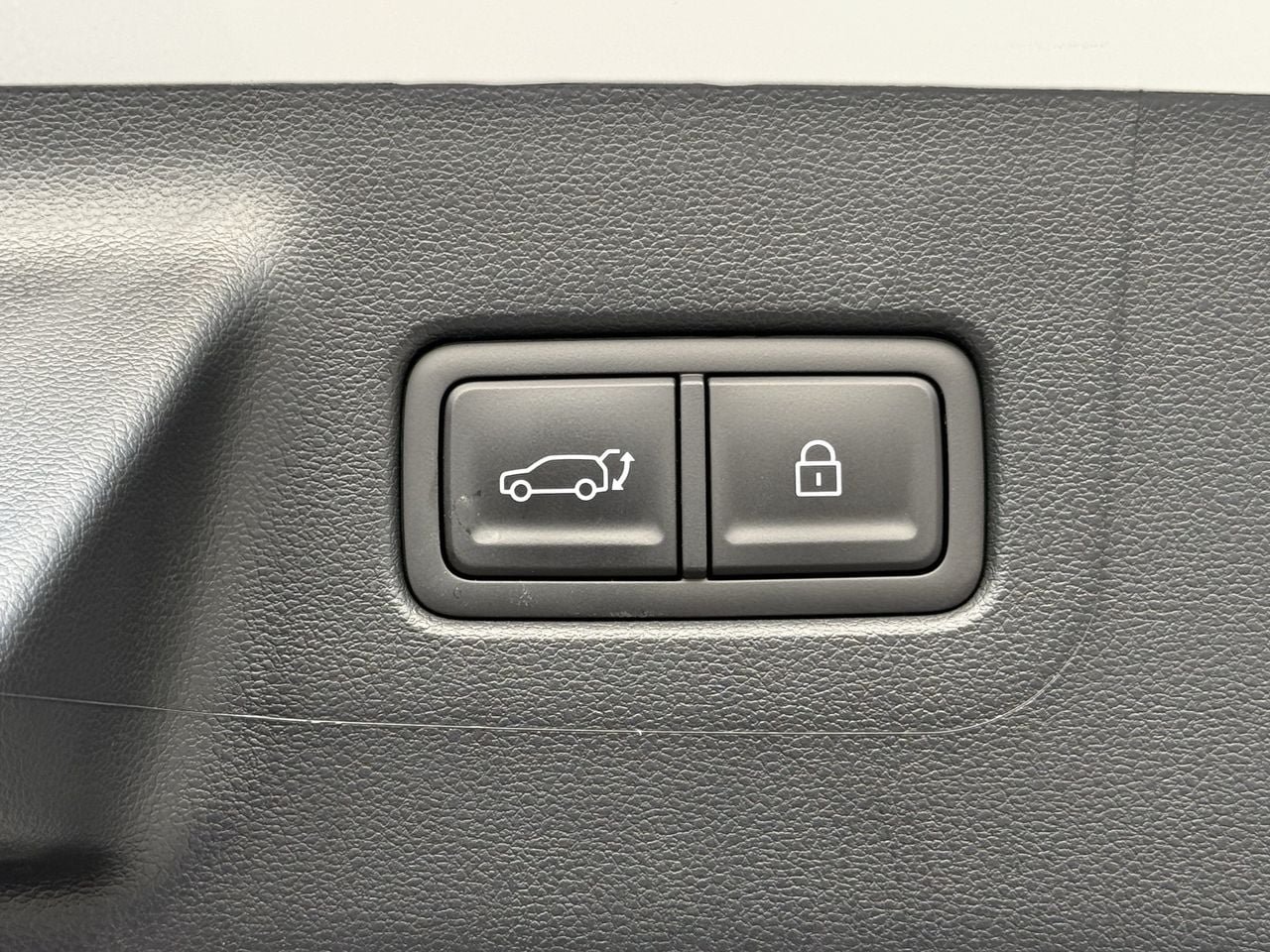 Certified 2026 Hyundai Santa Fe SEL FWD image 24