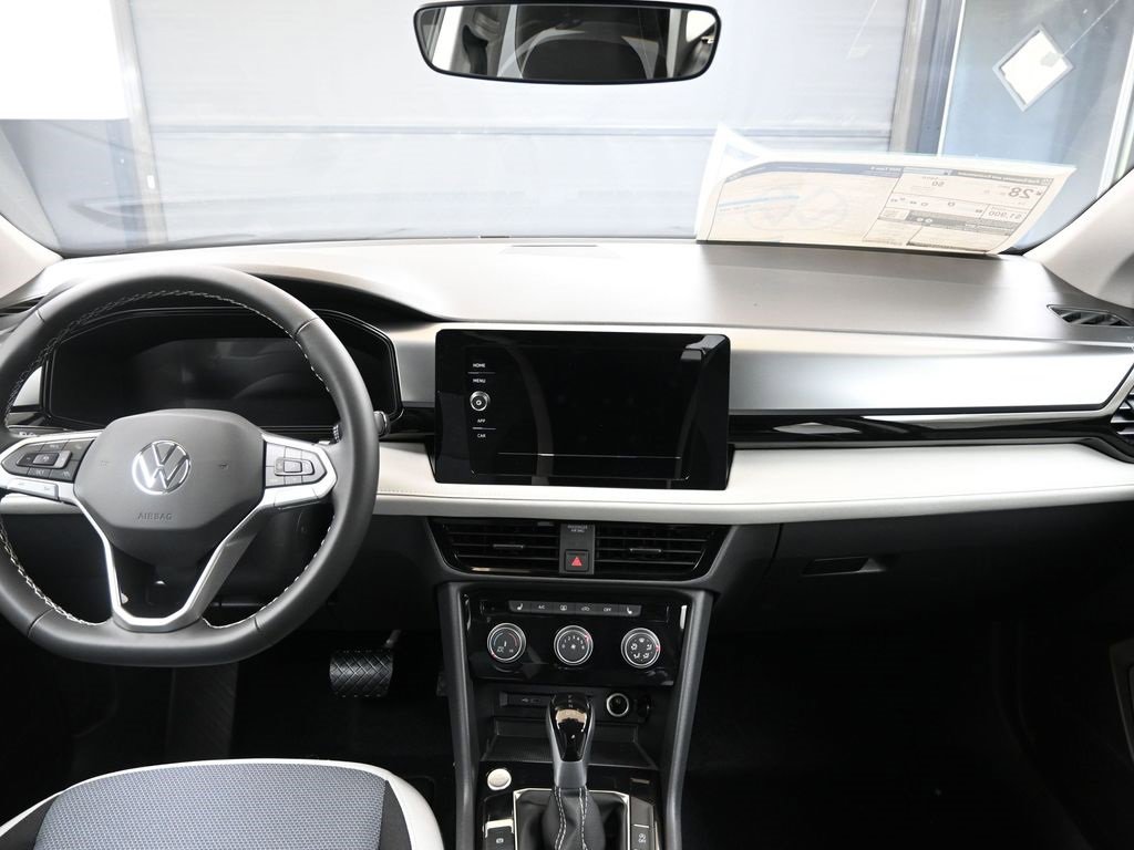 New 2025 Volkswagen Taos S image 22