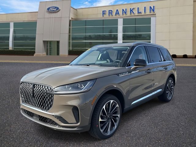 New 2026 Lincoln Aviator Reserve image 3