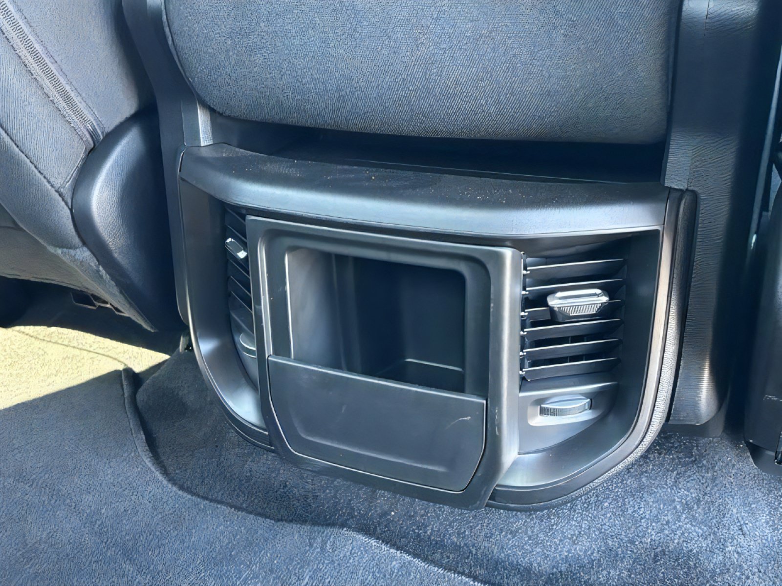 Used 2026 RAM 1500 Express RWD image 29
