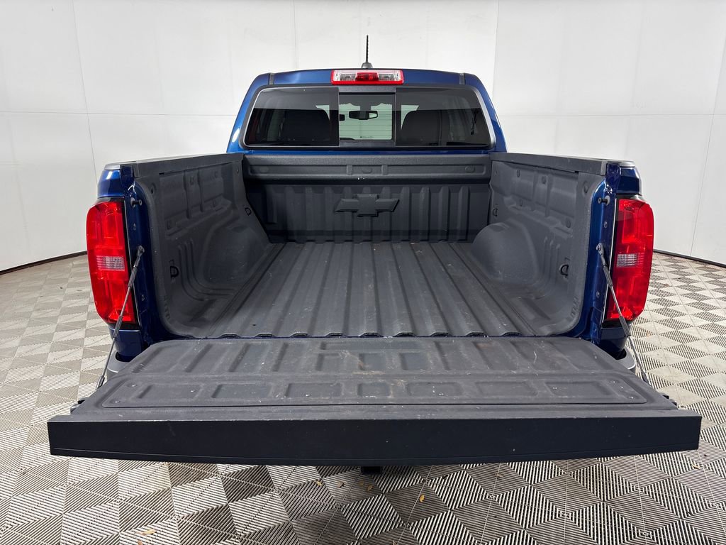 Used 2020 Chevrolet Colorado LT w/ Colorado RST Special Edition RWD image 26
