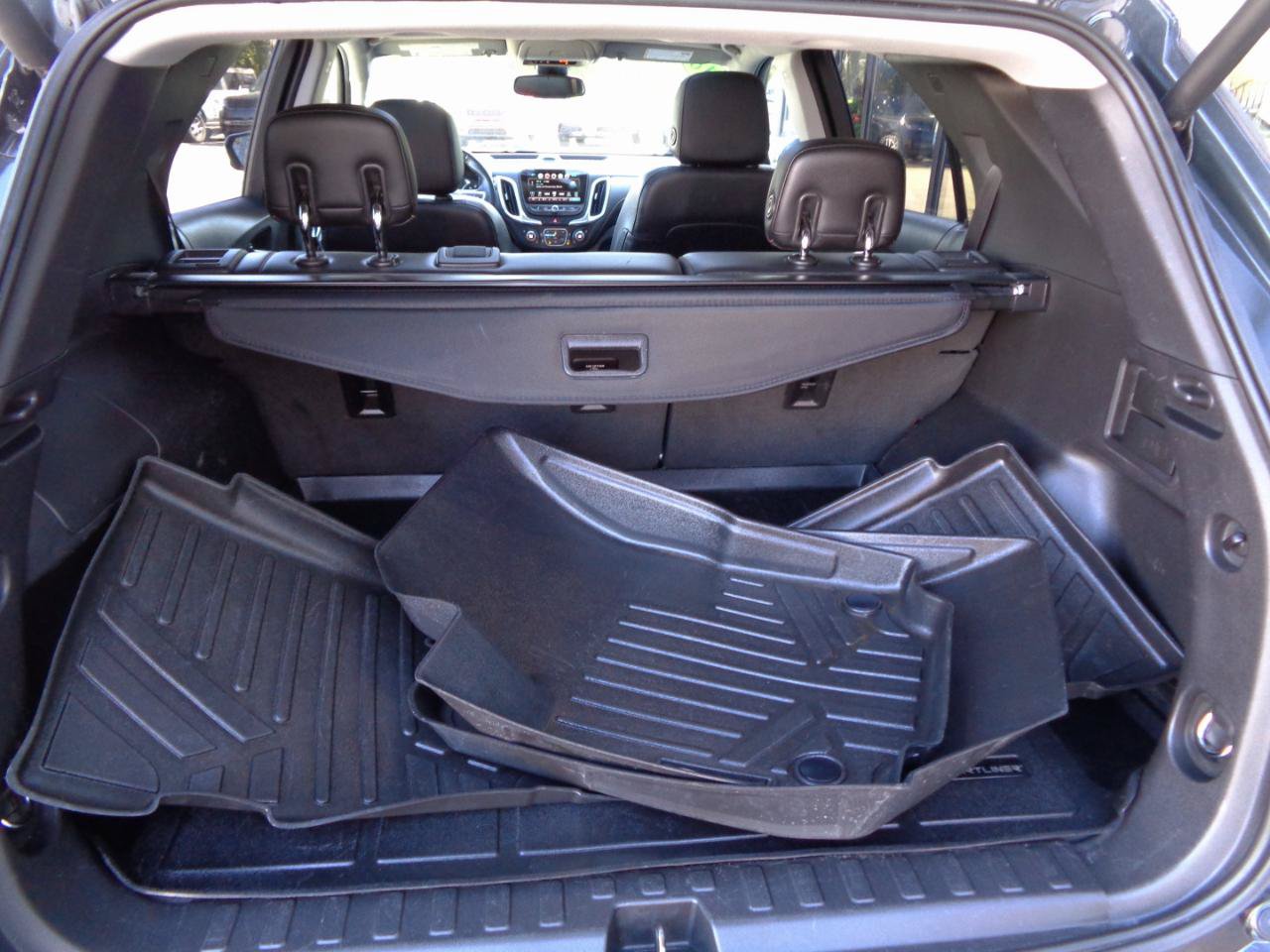 Used 2018 Chevrolet Equinox Premier AWD/4WD image 18