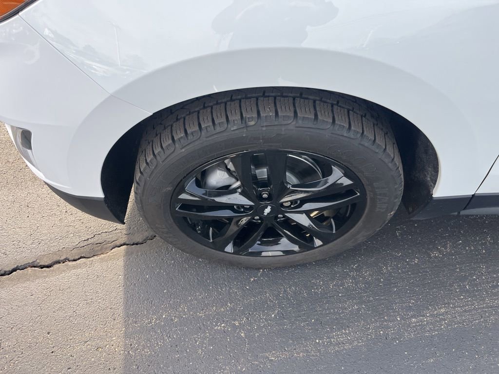 Certified 2020 Chevrolet Equinox LT w/ Sport Edition image 16