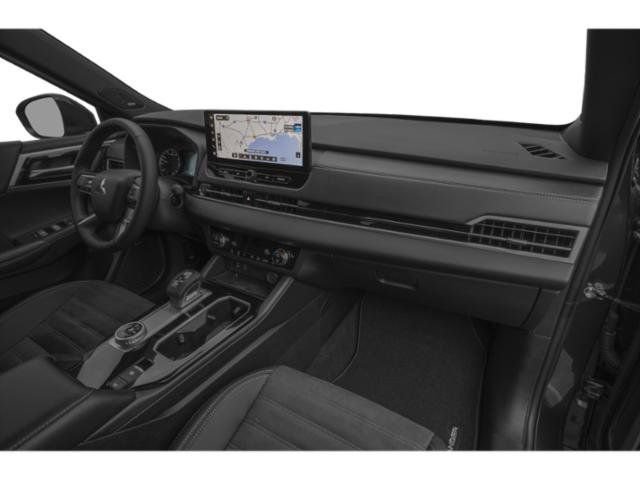 New 2026 Mitsubishi Outlander LE FWD image 17