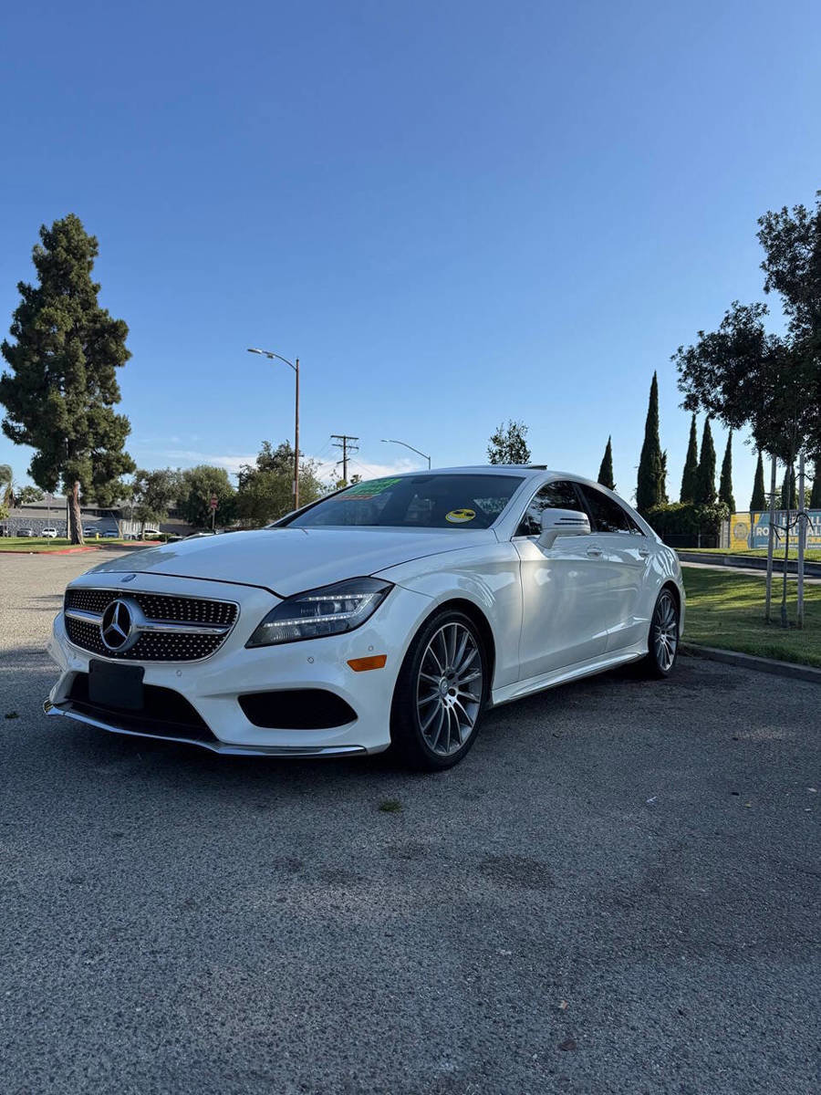 Used 2015 Mercedes-Benz CLS 400 w/ Premium 1 Package image 3