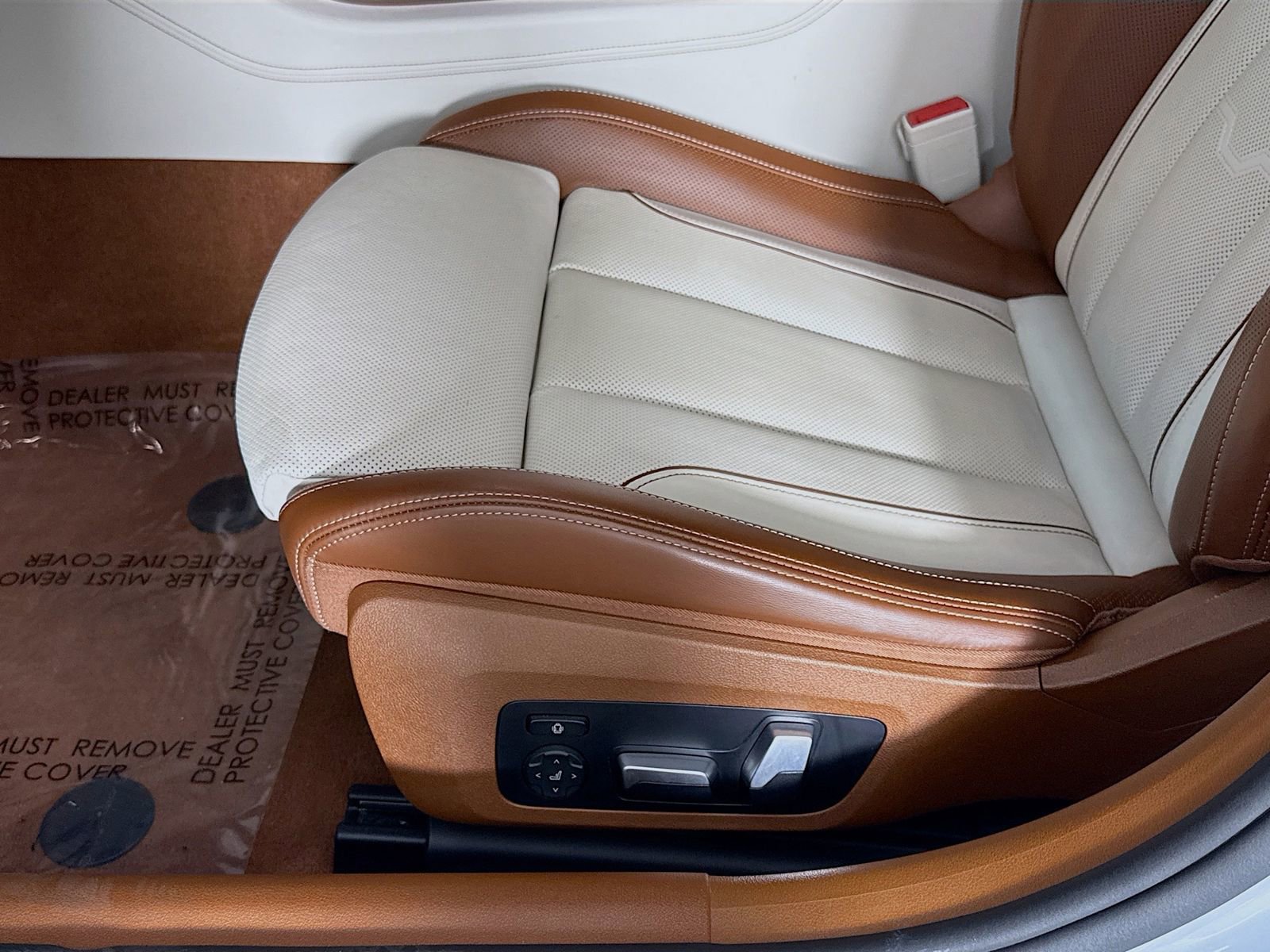 Used 2023 BMW ALPINA B8 xDrive Gran Coupe image 20