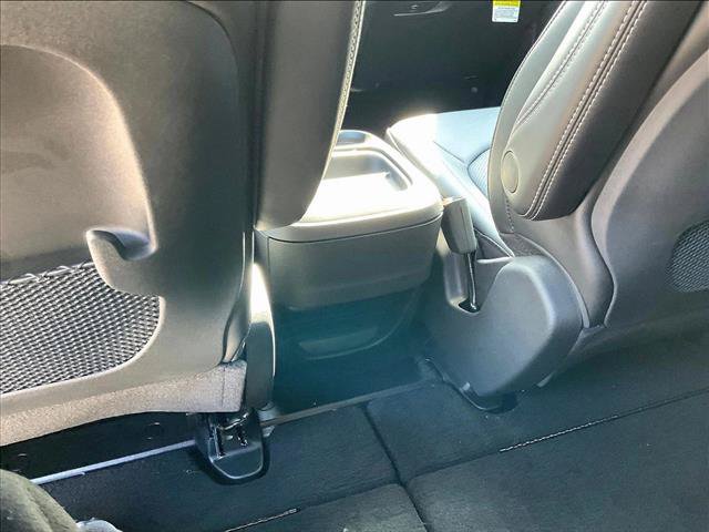 New 2027 Chrysler Pacifica LX FWD image 15
